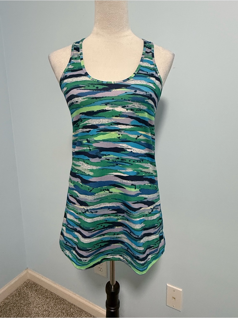 Lululemon Racerback Longline Tank Tunic Abstract Stripe Green Blue Size 10